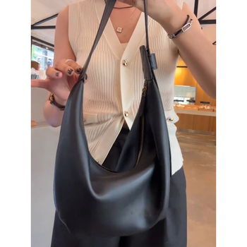 Geantă Dumpling din piele PU cu fermoar, buzunar ascuns și curea simplă — Semjit