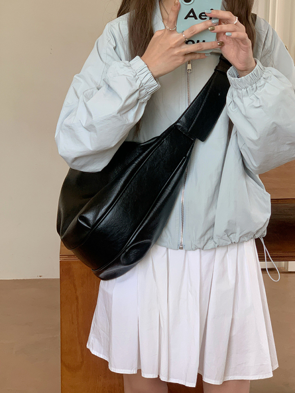 Geantă Tote, PU material, formă orizontală pătrată, închidere cu fermoar, buzunar ascuns cu fermoar