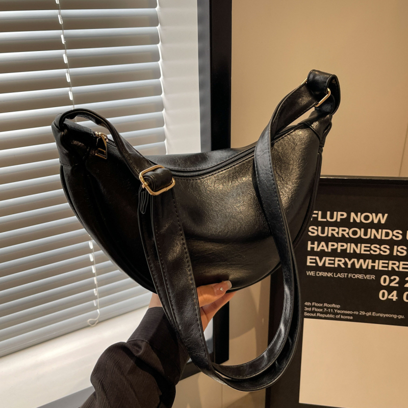 Geantă de umăr în stil Dumpling – PU, modă stradală, închidere cu fermoar, căptușeală poliester, buzunar intern pentru telefon, cu bretea unică, Iarna 2024