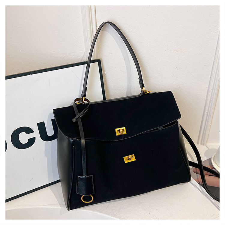 Geantă tote din PU pentru afaceri cu căptușeală din nailon, formă orizontală pătrată, închidere cu lacăt, buzunare interioare: fermoar, telefon și ID, două mânere