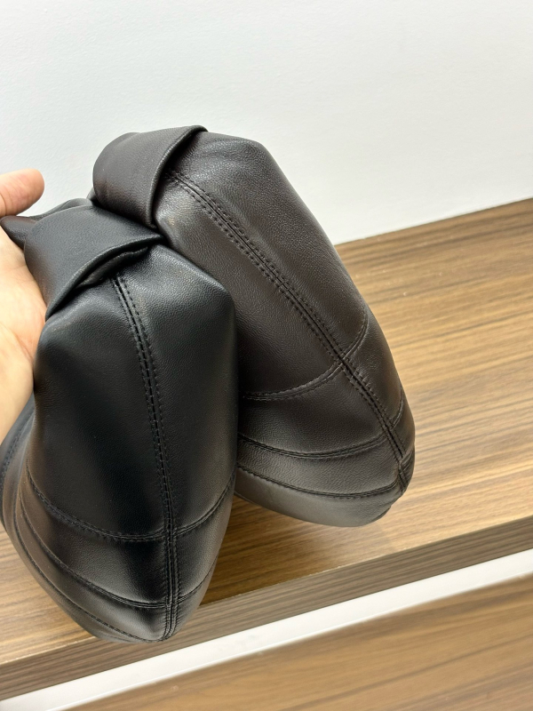 LEM Unisex mini torbica od ovčje kože, u obliku croissant/dumpling, za ručno nošenje, preko ramena ili ispod pazuha, gradski stil