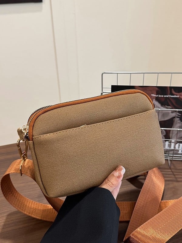 PU crossbody torba – kvadratnog oblika, zatvarač, unutarnji džepovi za telefon i dokumente, jedan remen, svakodnevna upotreba