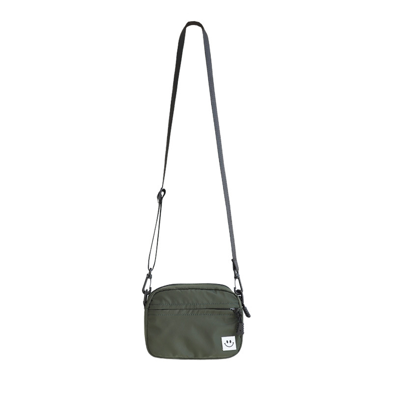 Ženska crossbody torba od oxford platna, torba za mobitel, horizontalan kvadratni oblik, zatvarač, najlonska podstava, brend Plain Story
