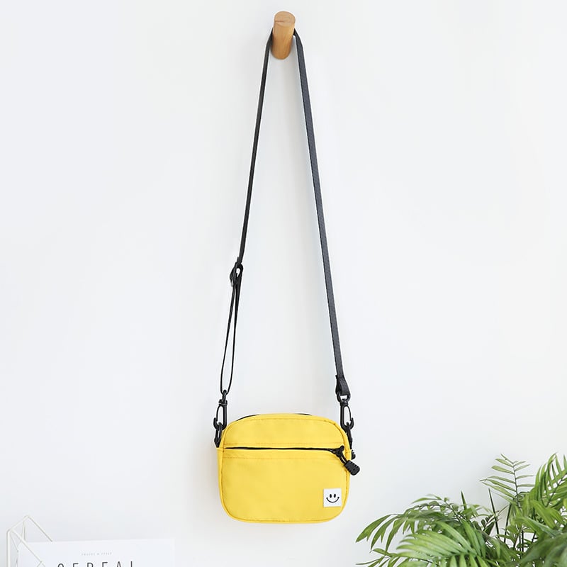 Ženska crossbody torba od oxford platna, torba za mobitel, horizontalan kvadratni oblik, zatvarač, najlonska podstava, brend Plain Story