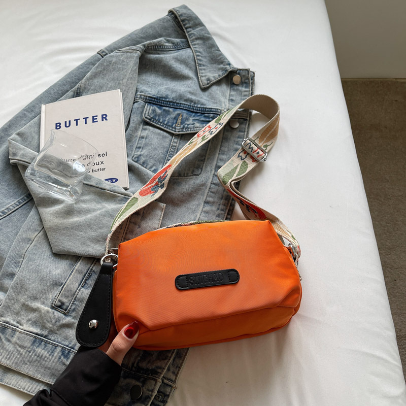 Unisex torba preko ramena od Oxford platna, horizontalnog kvadratnog oblika, zatvarač