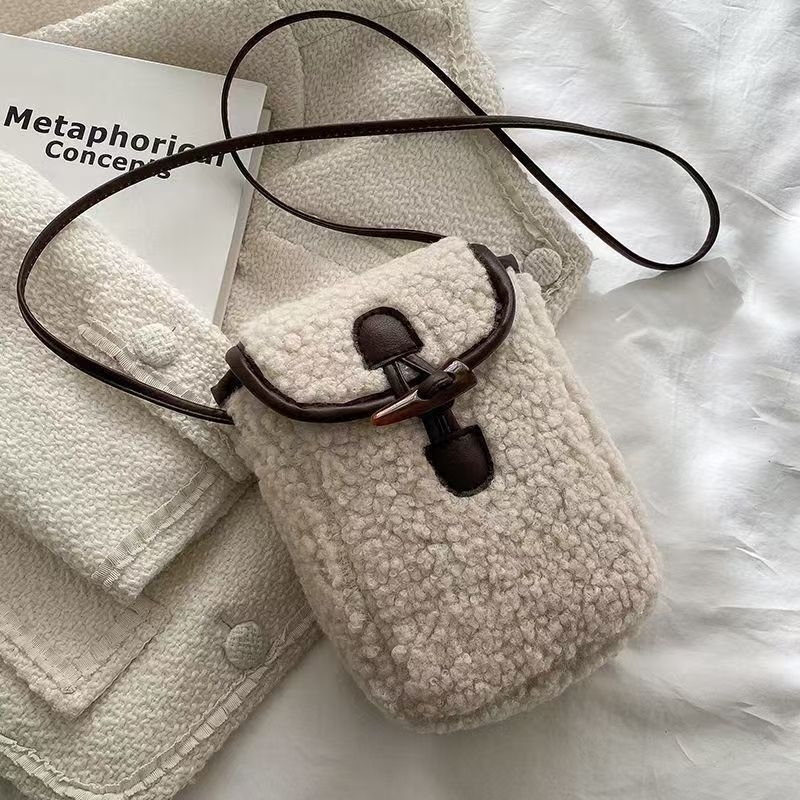 Velurova crossbody torbica s vertikalnim kvadratnim oblikom, kopča kukom, Oxford podstava