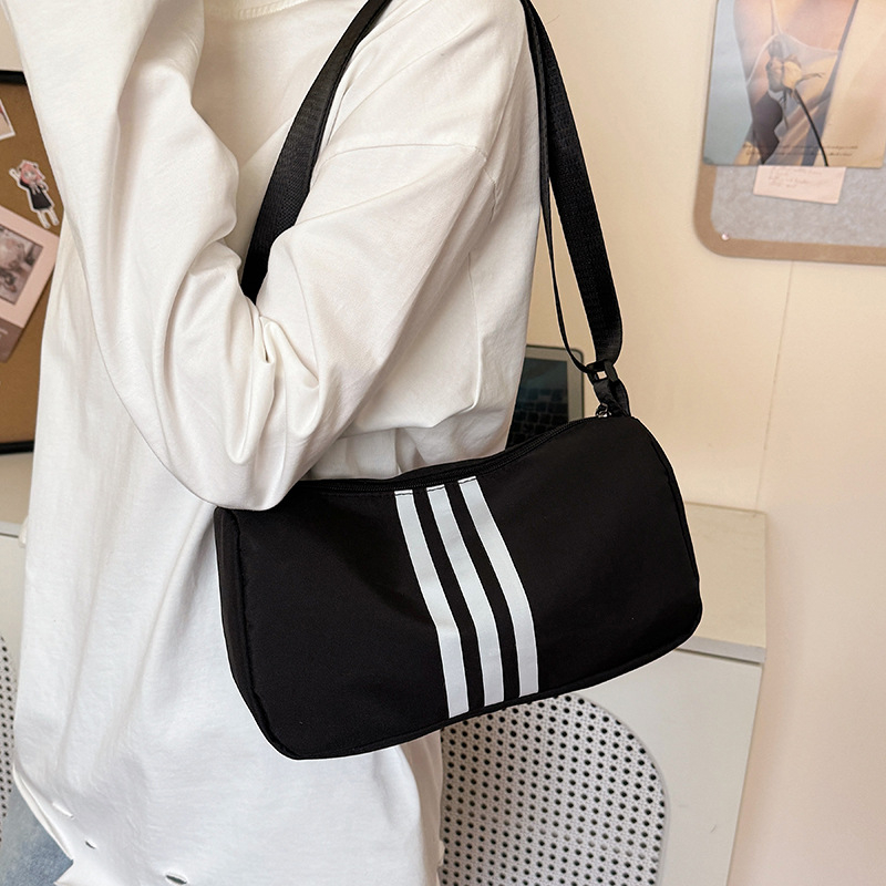 Hua shiyu Torba preko ramena u street fashion stilu od Oxford tkanine, vodoravni kvadratni oblik, zatvaranje zatvaračem, ID džep