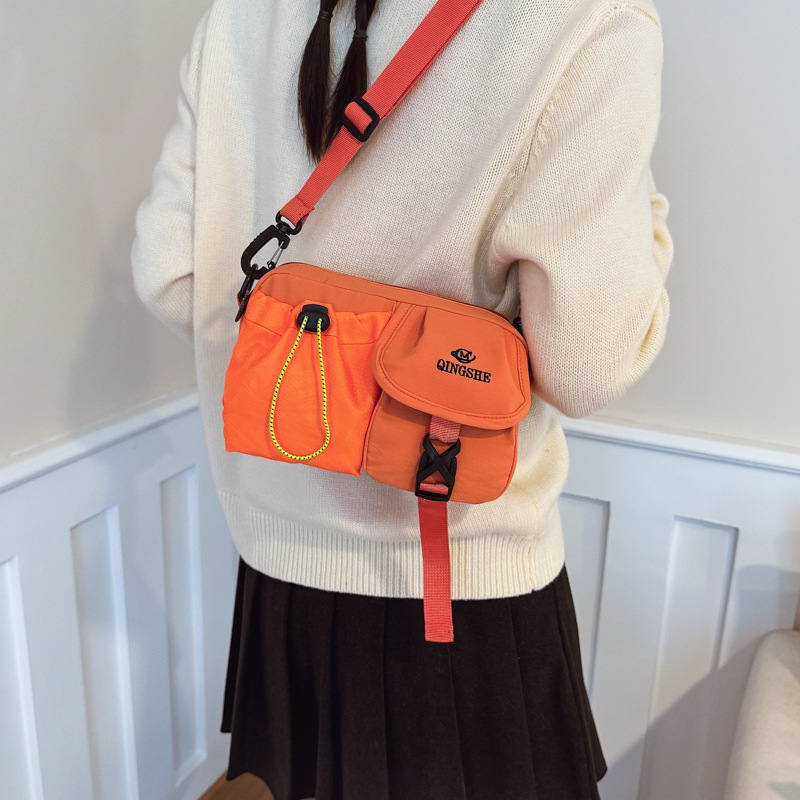Női munkaruha-stílusú kis négyzet alakú válltáska, őszi 2025, Oxford anyag, poliészter bélés, vízszintes forma, cipzár, laminált belső zseb, több rekesz