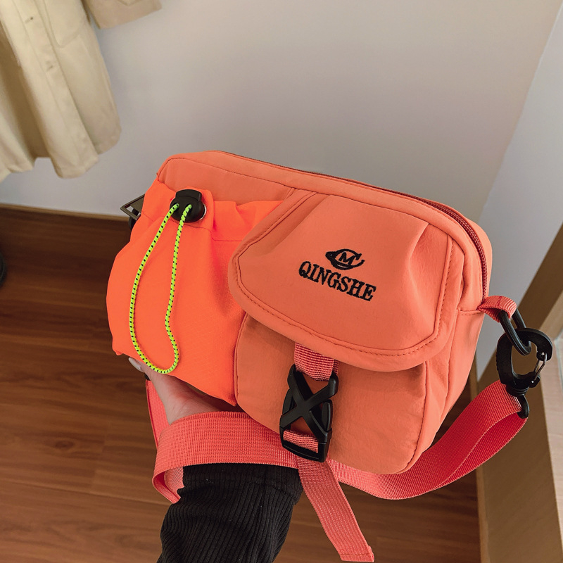 Női munkaruha-stílusú kis négyzet alakú válltáska, őszi 2025, Oxford anyag, poliészter bélés, vízszintes forma, cipzár, laminált belső zseb, több rekesz