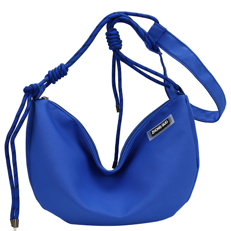 Crossbody torba u urbanom stilu dumpling oblika, Oxford platno, podstava od najlona, zatvarač, jedna naramenica, za svakodnevnu upotrebu