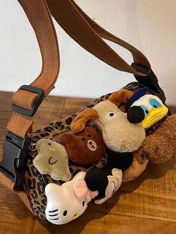 Geantă crossbody leopard print, în formă de baril, stil dumpling, din material Oxford, fermoar, buzunar pentru telefon