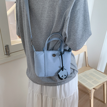 2025 nova ženska dumpling torba s privjeskom, džepom za telefon, mala crossbody/ramena torba