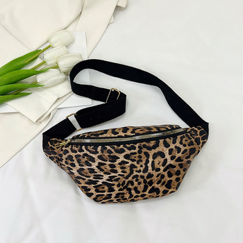 Crossbody torba od Oxford platna, vodoravni kvadratni oblik, zatvarač, s jednom naramenicom