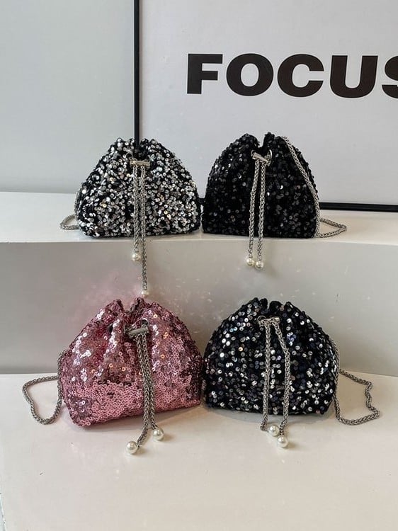 Crossbody bucket torba s kopčom za zatvaranje, Oxford tkanina, baršunasta podstava