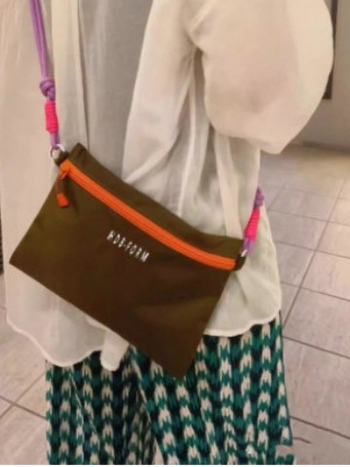 Crossbody sportska torba za otvoreno, Oxford platno, vodoravni kvadratni oblik, zatvarač, poliester podstava, unutarnji džep za mobitel