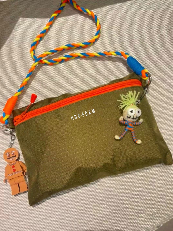 Crossbody sportska torba za otvoreno, Oxford platno, vodoravni kvadratni oblik, zatvarač, poliester podstava, unutarnji džep za mobitel
