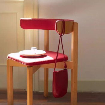 Geantă crossbody pentru telefon, stil urban minimalist, material PU, formă pătrată verticală, închidere magnetică, căptușeală Oxford