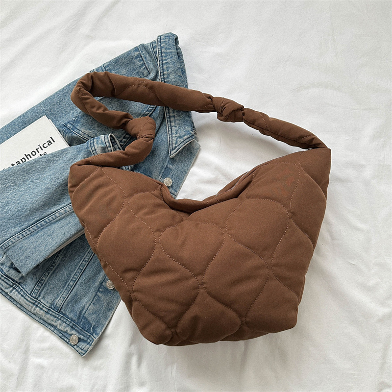 Crossbody torba (Oxford tkanina; vodoravni kvadratni oblik; zatvarač; podstava od poliestera; džep za mobitel)