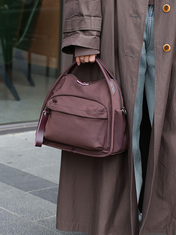 Jun Ming Női Oxford anyagú crossbody táska — Szabadidős utazási stílus, vízszintes négyzet alak, cipzáras záródás, poliészter bélés, belső rekeszek (cipzár, telefon, ID)