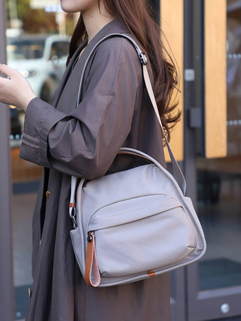 Jun Ming Női Oxford anyagú crossbody táska — Szabadidős utazási stílus, vízszintes négyzet alak, cipzáras záródás, poliészter bélés, belső rekeszek (cipzár, telefon, ID)