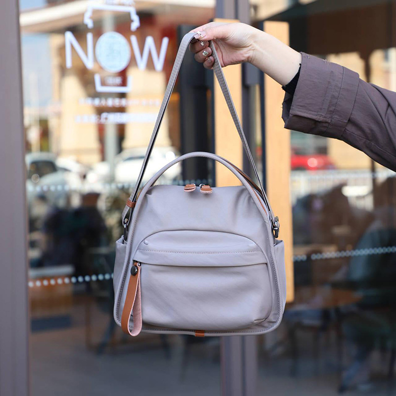 Jun Ming Női Oxford anyagú crossbody táska — Szabadidős utazási stílus, vízszintes négyzet alak, cipzáras záródás, poliészter bélés, belső rekeszek (cipzár, telefon, ID)