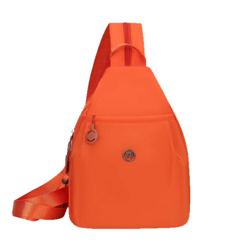 Najlonska crossbody torba | vertikalni kvadratni oblik | zatvarač | pretinac za mobitel | ležerni stil