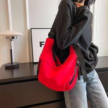 Kényelmes casual crossbody táska poliészterből, cipzáras nyitás, nejlon bélés