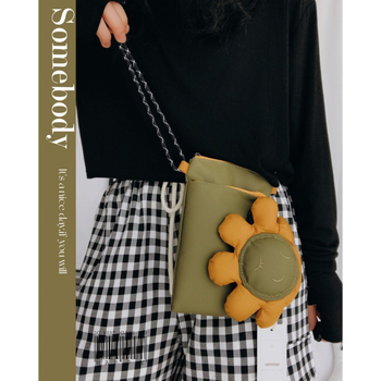 Crossbody torba za telefon s patch dizajnom, Oxford platno, urbani minimalistički stil, uspravni kvadratni oblik, zatvarač, unutarnja džep za mobitel