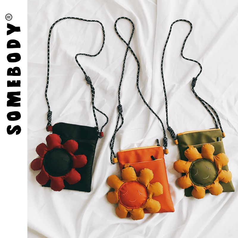 Crossbody torba za telefon s patch dizajnom, Oxford platno, urbani minimalistički stil, uspravni kvadratni oblik, zatvarač, unutarnja džep za mobitel