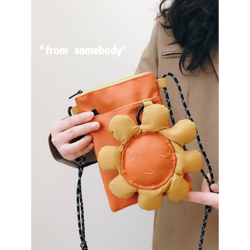 Crossbody torba za telefon s patch dizajnom, Oxford platno, urbani minimalistički stil, uspravni kvadratni oblik, zatvarač, unutarnja džep za mobitel