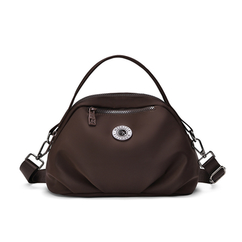 Ženska crossbody torba od najlona, urbani minimalistički stil, ovalni oblik, zatvarač, unutarnja zip kapsa