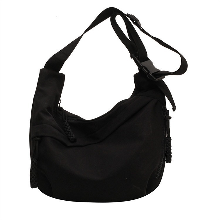 Crossbody Dumpling torba — Oxford platno, najlonska podstava, zatvaranje zatvaračem, unutarnja pretinica za telefon