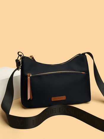 Ženska crossbody torbica u gradskom stilu od Oxford platna, vodoravno kvadratnog oblika, s džepom na zip