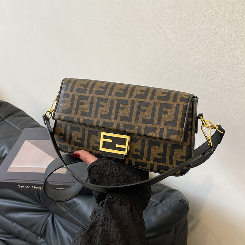 PU torba tipa lunch box, s patentnim zatvaračem, podstava Oxford, pretinac za telefon, dvostruka naramenica