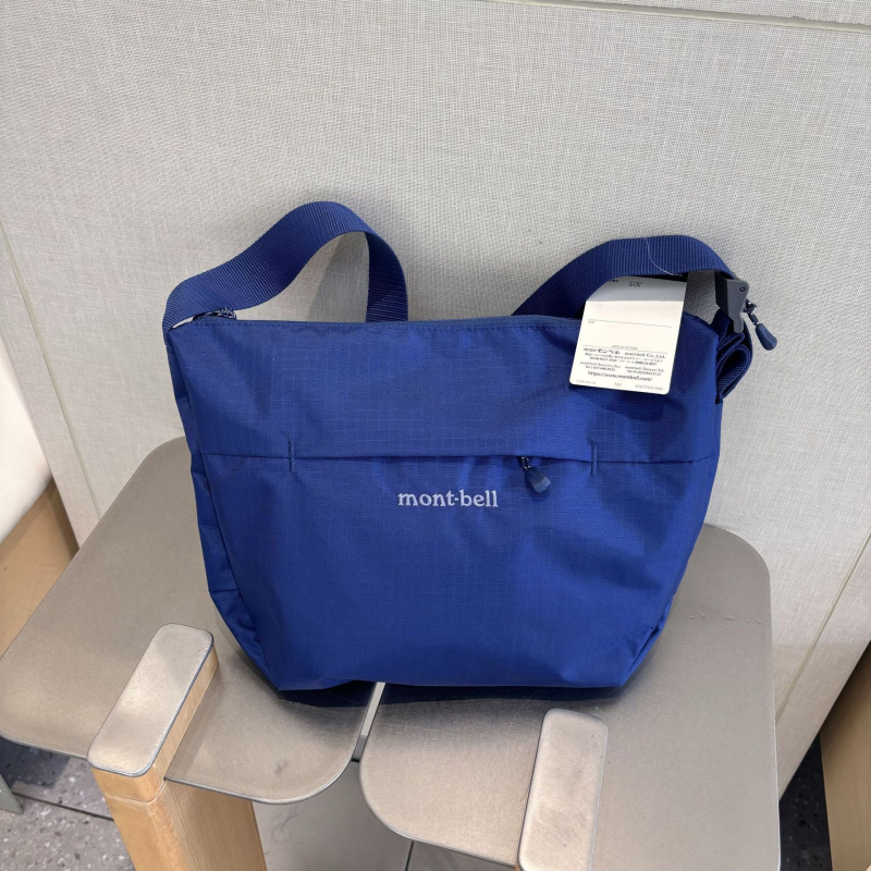 Crossbody torba 3L, Oxford materijal, zatvaranje na zip, unutarnja podstava od najlona, s jednom naramenicom