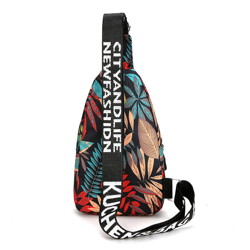 Crossbody torba - Oxford tkanina, vertikalno kvadratnog oblika, zatvaranje na zip, džep za telefon, poliester podstava