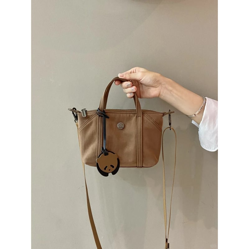 Geantă Dumpling pentru femei, crossbody – stil cyber function, material nylon, căptușeală nylon, fermoar, pentru călătorii de recreere