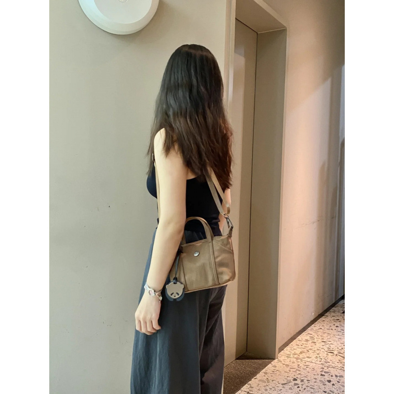 Geantă Dumpling pentru femei, crossbody – stil cyber function, material nylon, căptușeală nylon, fermoar, pentru călătorii de recreere