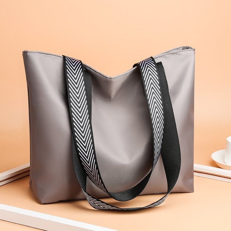 PU tote torba, unisex stil, Oxford podstava, svakodnevna upotreba, proljeće 2024