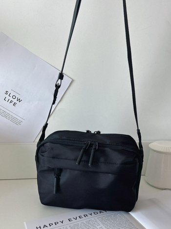 Unisex crossbody torba, vodootporna najlon konstrukcija, više džepova, zatvarač i džep za telefon