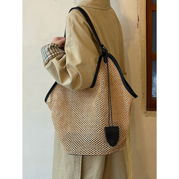 Tote torba od slame, horizontalni kvadratni oblik, unutarnja džep s zatvaračem, unisex stil, jednostavan remen