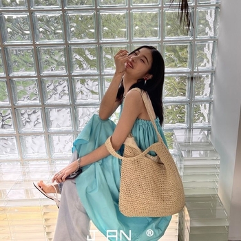 Torba preko ramena – unisex stil, PU materijal, mala kvadratna torba, konoplјina podstava, za svakodnevnu upotrebu