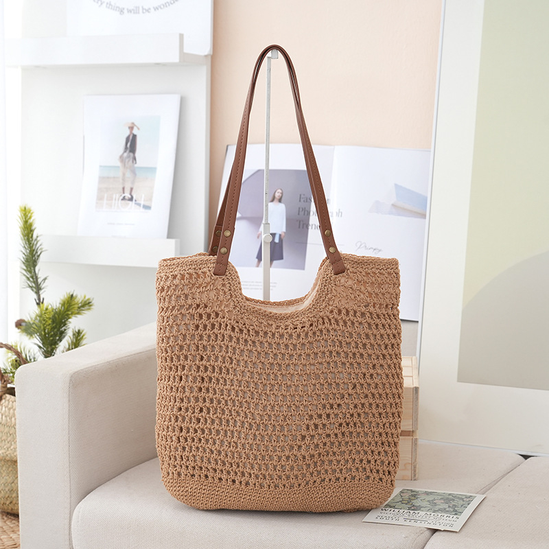 Női szövött tote táska pamutszállal, függőleges négyszögletes forma, pamut bélés, nyitott felső rész, nyár 2024