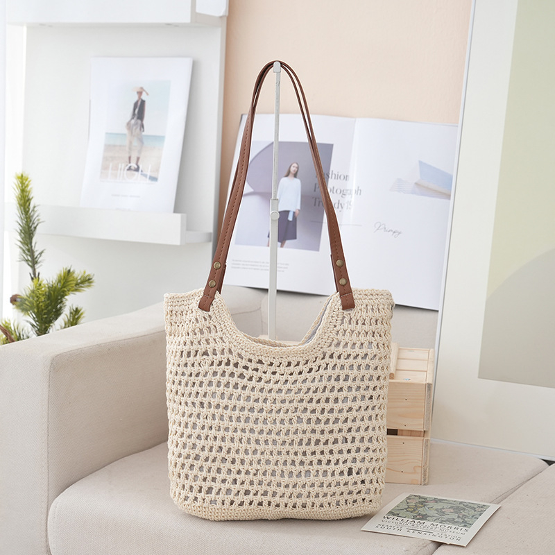 Női szövött tote táska pamutszállal, függőleges négyszögletes forma, pamut bélés, nyitott felső rész, nyár 2024