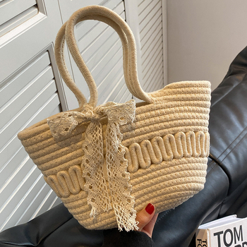 Pamutból készült bucket táska, kézzel szőtt, háromdimenziós dizájn, nyitott felső, mindennapi használatra