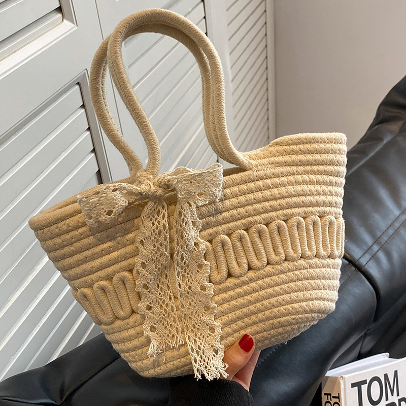 Pamutból készült bucket táska, kézzel szőtt, háromdimenziós dizájn, nyitott felső, mindennapi használatra