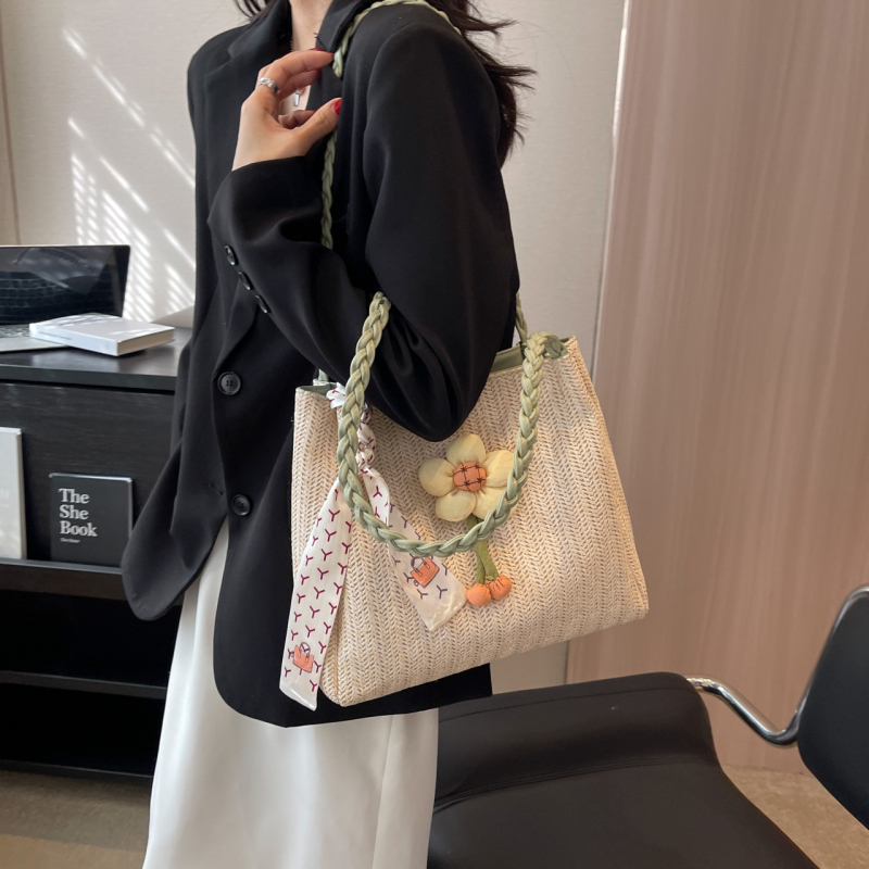 Nylon tote torba, gradski minimalistički stil, horizontalni kvadratni oblik, zatvarač otvor, unutarnji džep sa zatvaračem