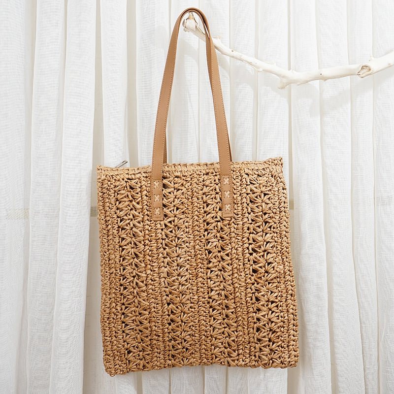 Válltáska — városi egyszerűség, szalma, kerek forma, cipzár, kézzel készített