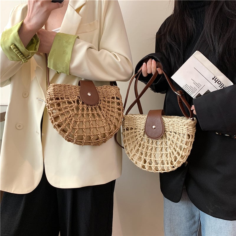 Raffia szövött dumpling alakú táska cipzárral, belső telefonzsebbel, egy vállpánttal — street trend