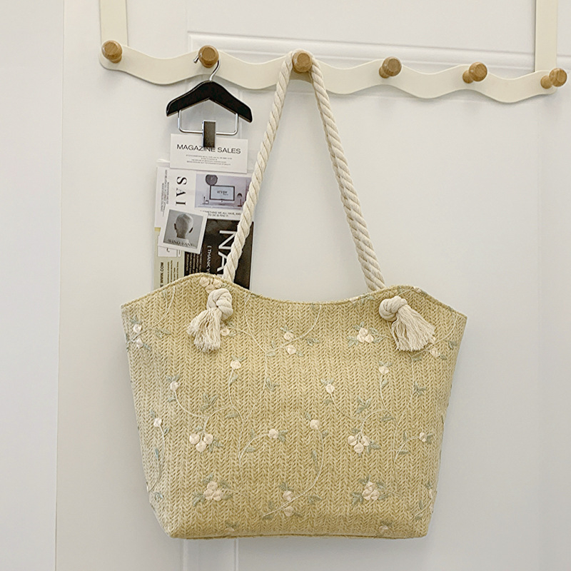 Szövött kézitáska, városi minimalist stílus, bucket forma, cipzár, két vállpánt, telefontartó zseb